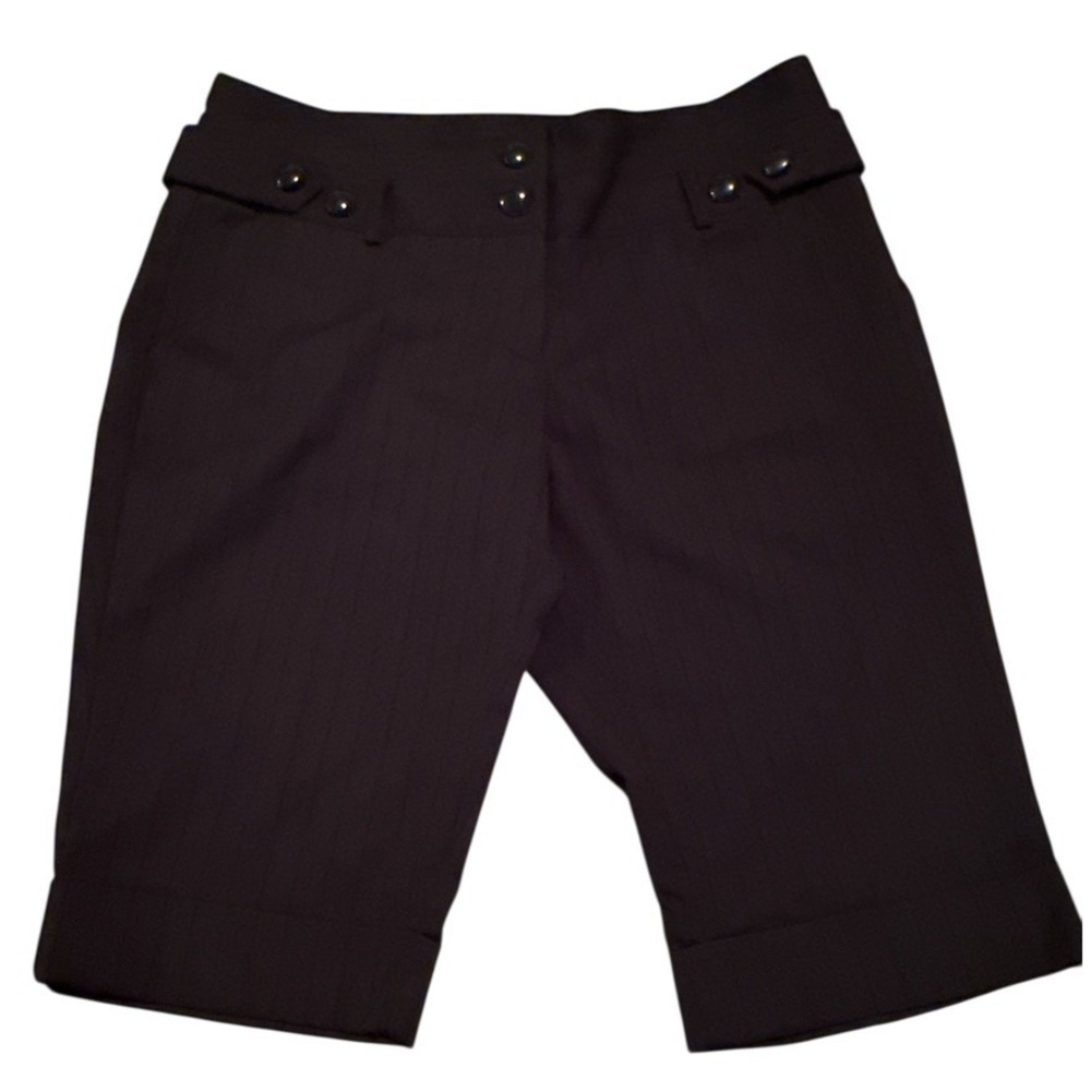 Tracy Evans Limited Black Pinstripe Bermuda Shorts Cuffed Size 11 Y2K Style